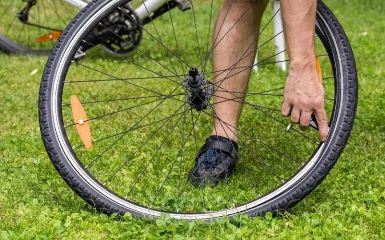 How Do I Know If My Mountain Bike Tires Are Tubeless? (Let’s See)