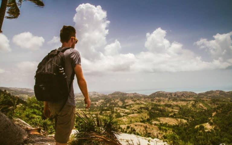 What To Wear Hiking In 50 to 60 Degrees Weather