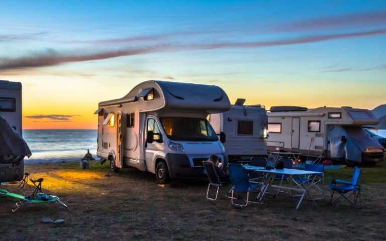 Does Camping World Buy Campers and RVs